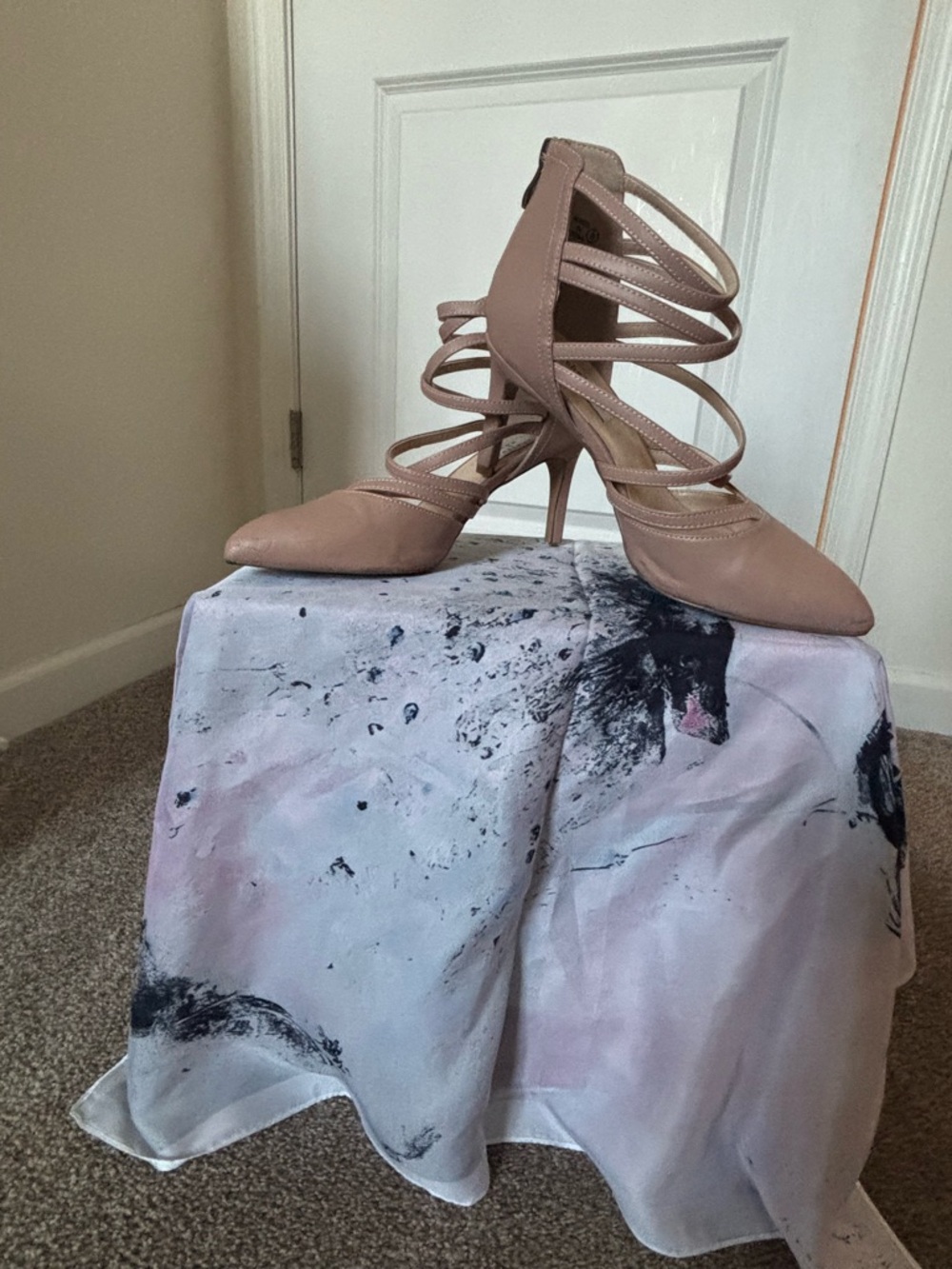 Chelsea & Zoe Mauve Strappy Pointed-Toe Heels